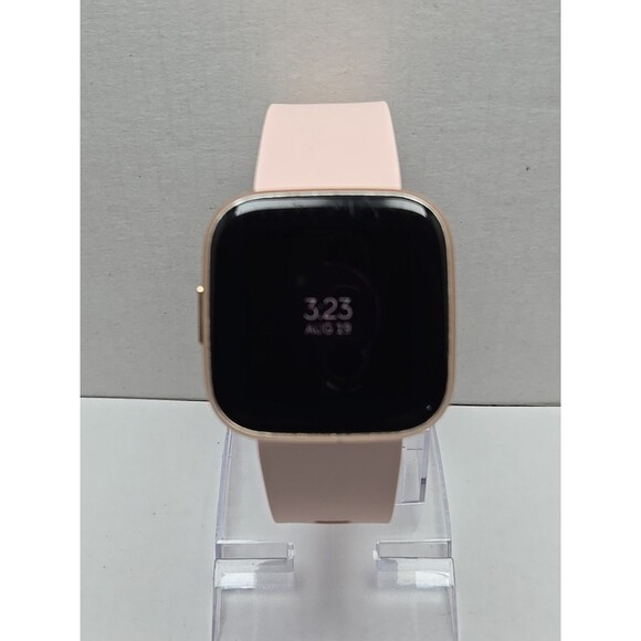 Fitbit Versa 2 Smartwatch Rose Gold 40mm Alexa WR50 Always On Display W/ Charger - Picture 1 of 10
